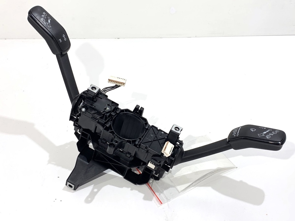 [STARK-804896] Conmutador combinado VW Passat B8 Variant (3G5, CB5) 2.0 TDI 2014-2022