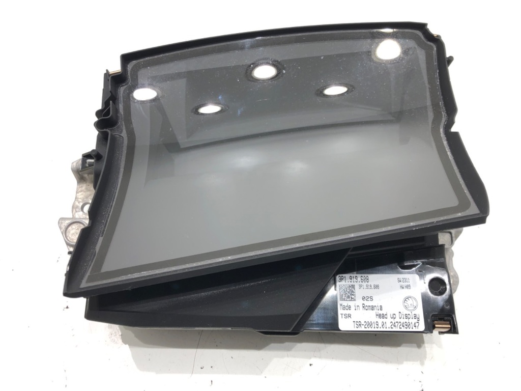 [STARK-660378] Display SKODA SUPERB IV Kombi (NZ5) 2023-