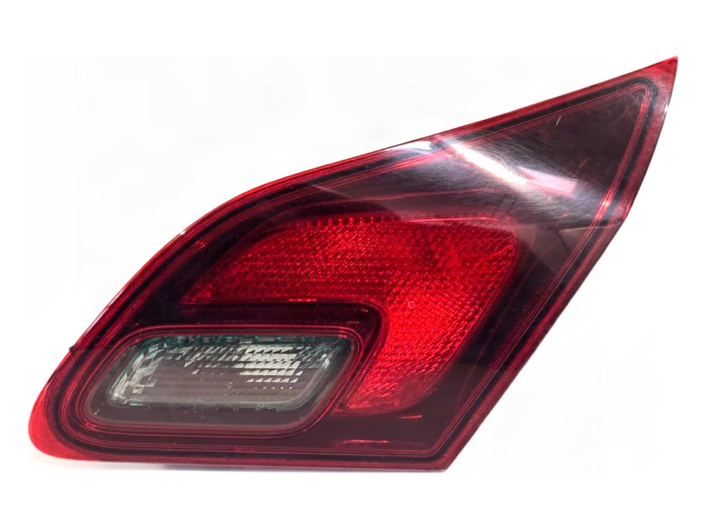 [STARK-934691] Piloto trasero derecho Opel Astra J (P10)