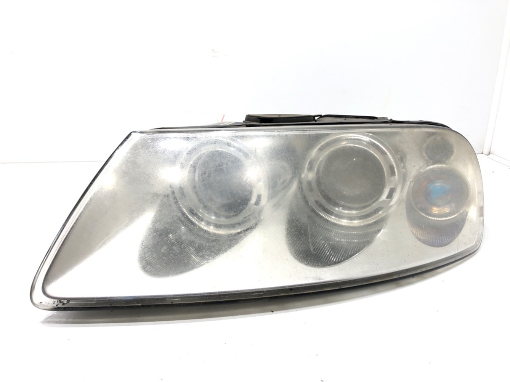 [STARK-663320] Faros delanteros izquierdos VW Touareg (7LA, 7L6, 7L7) 2002-2013