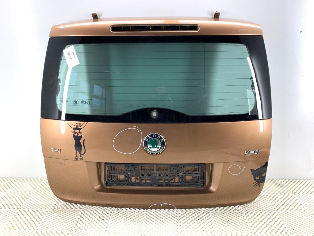 [STARK-831105] Portón trasero SKODA YETI (5L) 2009-2017