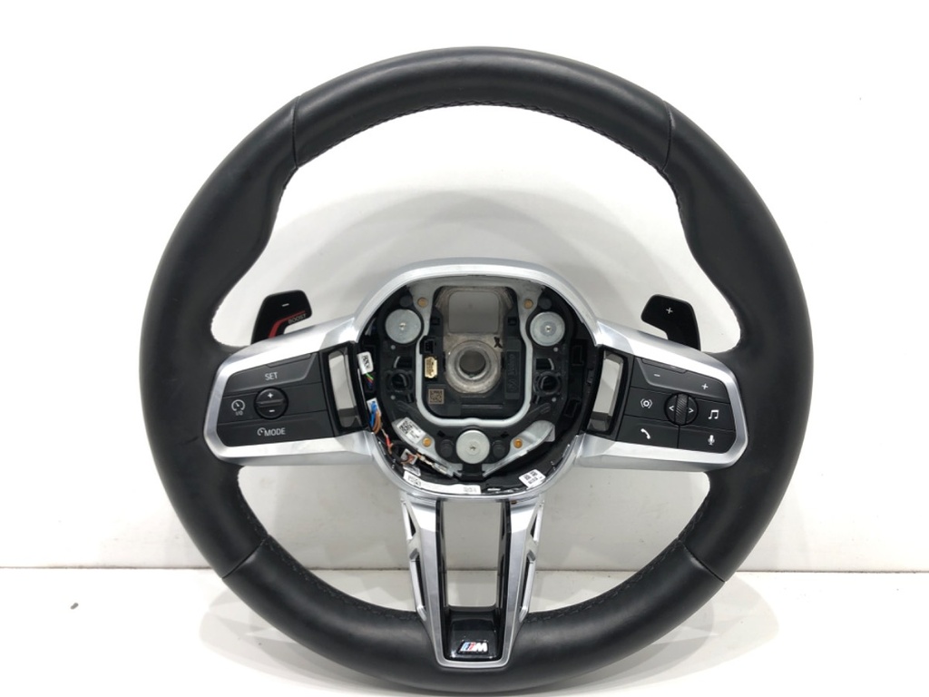 [STARK-682608] Volante de dirección BMW X1 (U11) 2022-2025