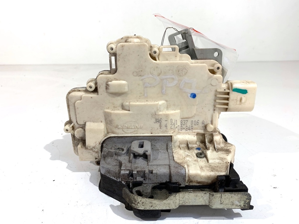 [STARK-823788] Cerradura puerta delantera derecha AUDI A4 B8 Avant (8K5) 2007-2015 1.8 TFSI