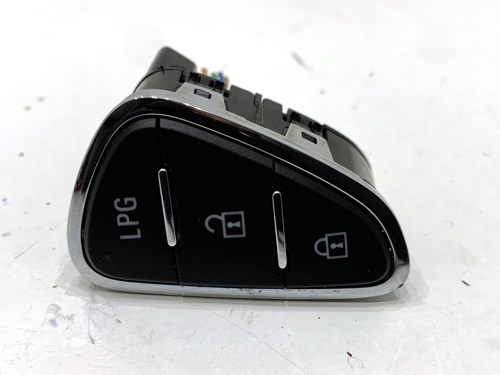 [STARK-825445] Interruptor OPEL CORSA E (X15) 1.4 66 kW (90 CV) 2014-2022 Referencia 39031629
