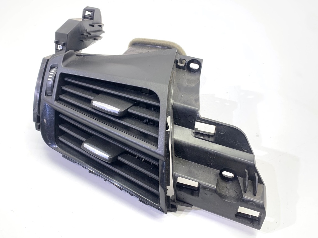 [STARK-825929] Rejilla de ventilación corta delantera izquierda para BMW X6 (F16, F86) 2014-2019