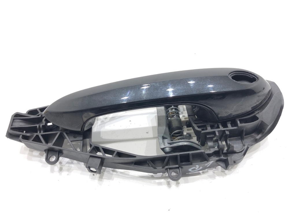 [STARK-827573] Manilla exterior de puerta delantera izquierda BMW 5 (G30, F90) 2016-2022