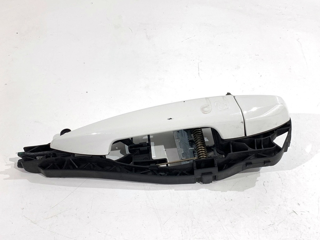 [STARK-829652] Manilla exterior de puerta derecha delantera BMW X1 (F48) 2014-2022