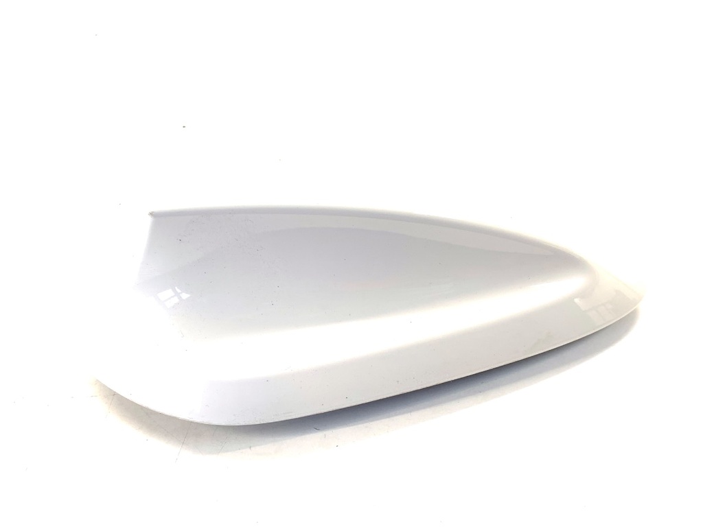 [STARK-829680] Antena BMW X1 (F48) 2014-2022