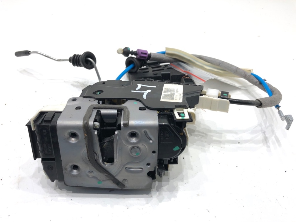 [STARK-837658] Cierre de puerta trasera izquierdo para Mercedes-Benz Clase A (W176) 2012-2018