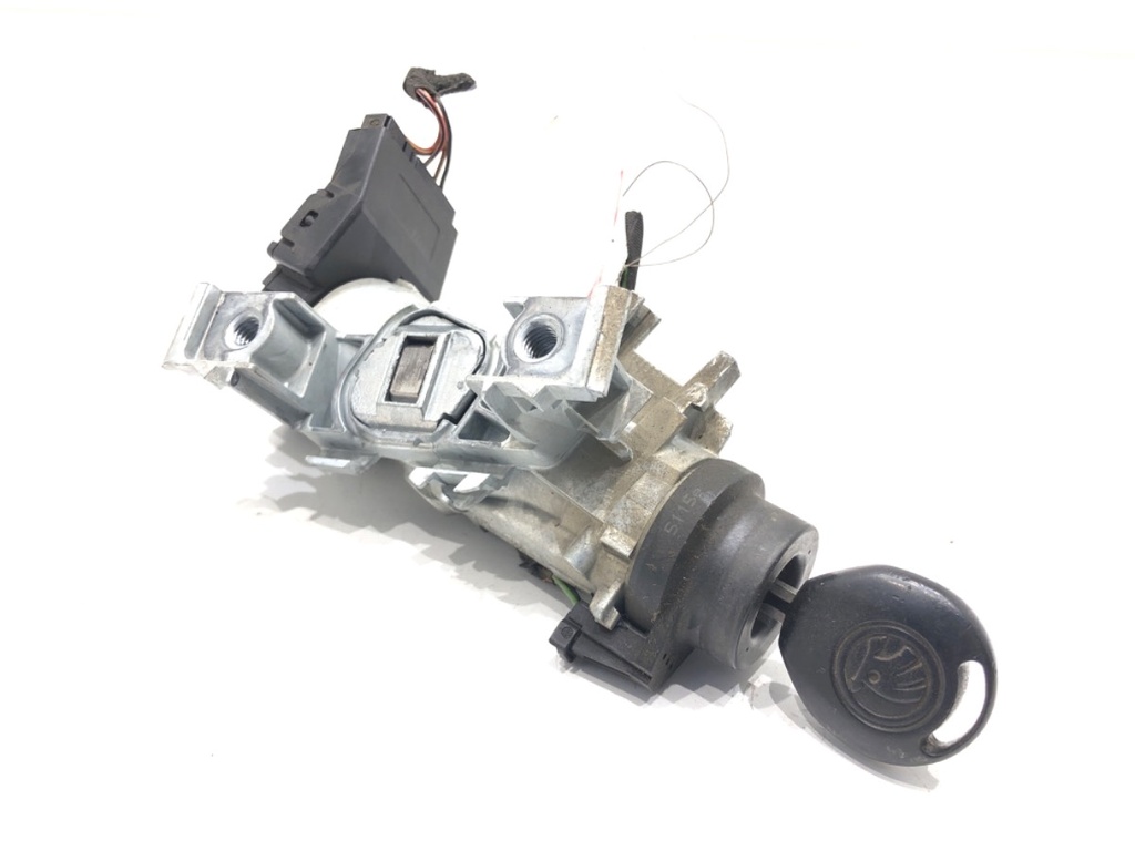 [STARK-841721] Portavasos SKODA FABIA III Kombi (NJ5) 2014-2022