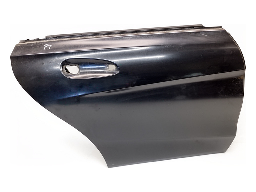 [STARK-923622] Puerta trasera derecha Mercedes-Benz CLA Shooting Brake (X117) 2015-2019