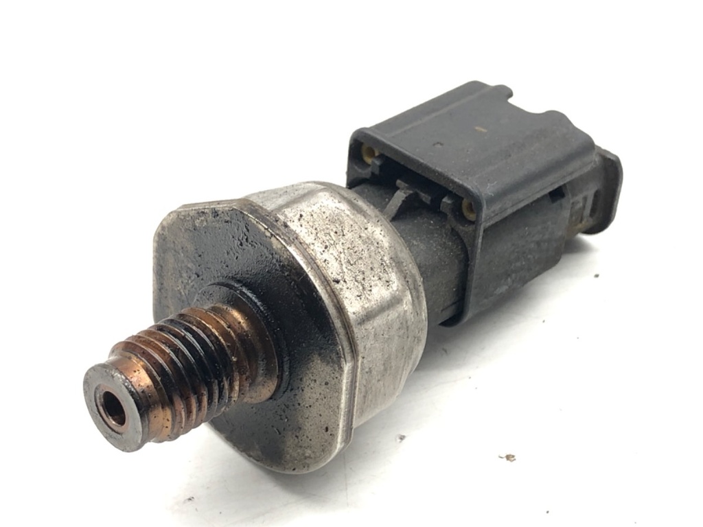 [STARK-852014] Sensor de presión de combustible PEUGEOT 508 I (8D_) 2.0 HDi 103 kW 140 CV