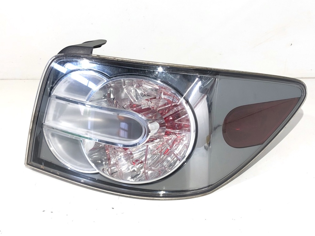 [STARK-742851] Piloto trasero derecho MAZDA CX-7 (ER) 2006-2014