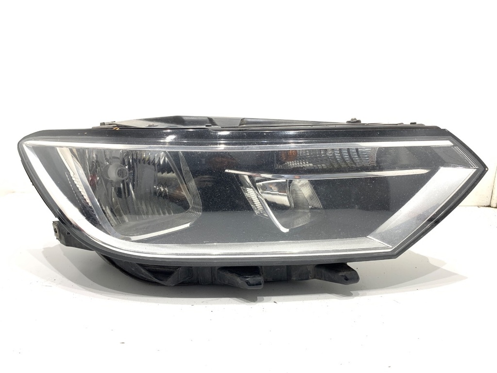 [STARK-755972] Faros delanteros derecho VW Passat B8 Variant (3G5, CB5) 2.0 TDI 110 kW 2014-2022