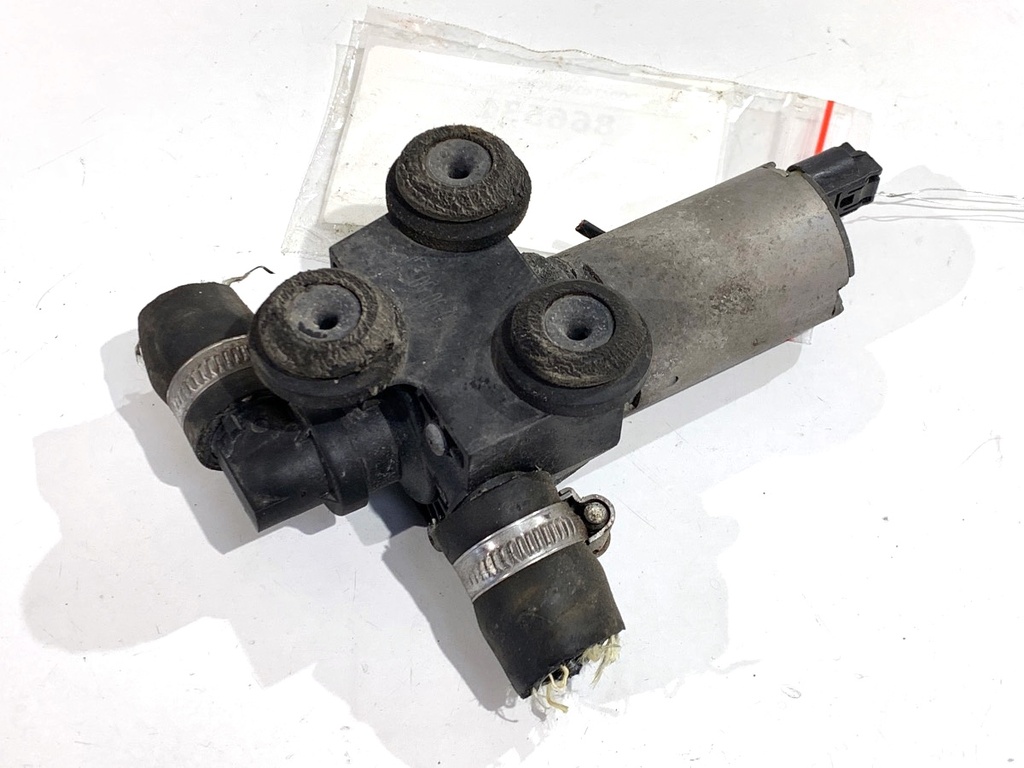 [STARK-866531] Bomba de agua adicional BMW Serie 1 E87 2003-2013