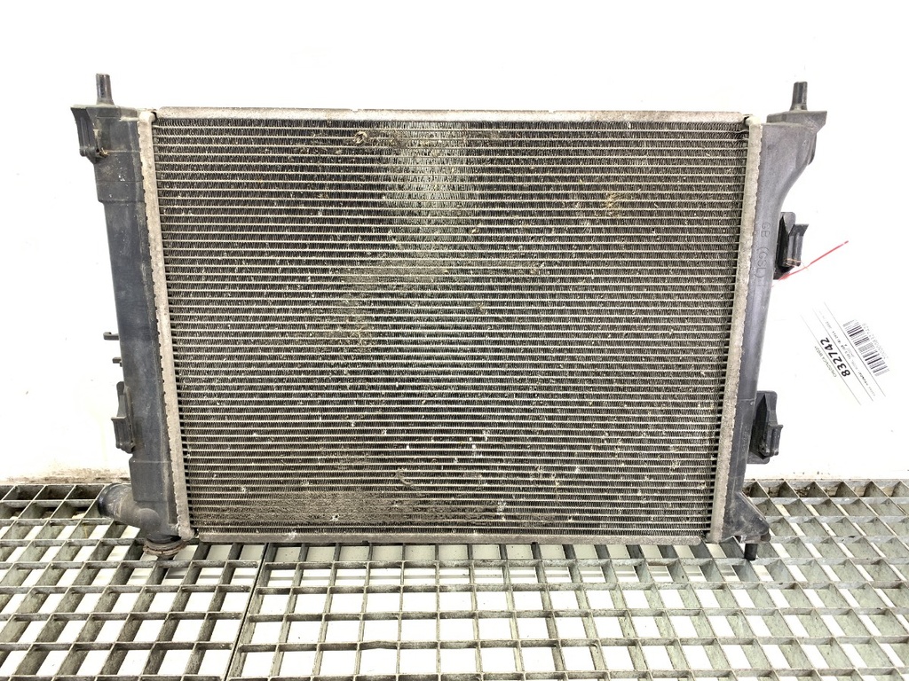 [STARK-832742] Radiador de agua HYUNDAI i20 II (GB, IB) 1.4 74 kW 2014-2022