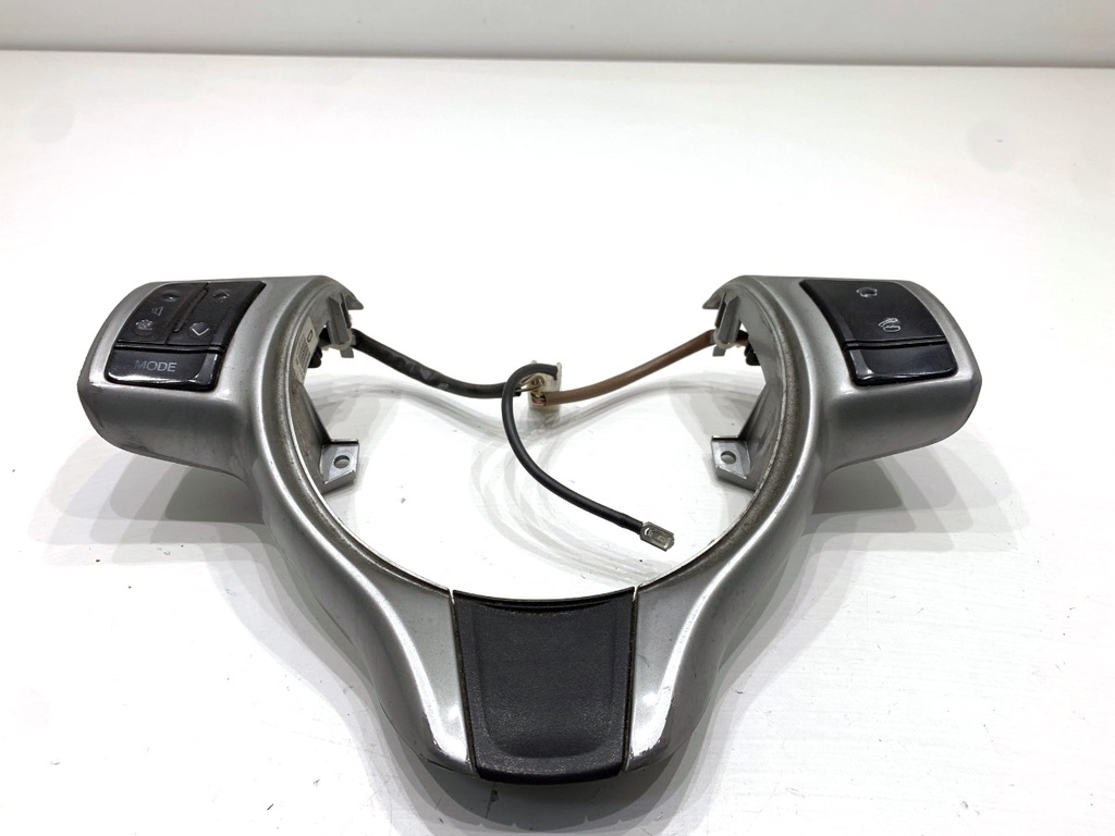 [STARK-889487] Interruptores del volante Toyota Yaris P13 2010-2022