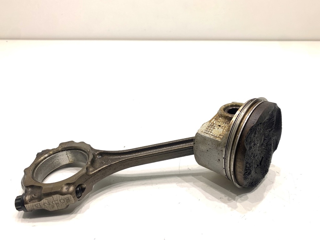 [STARK-889541] Pistón con biela TOYOTA YARIS (_P13_) 2010-2022 1.3 (NSP130_)