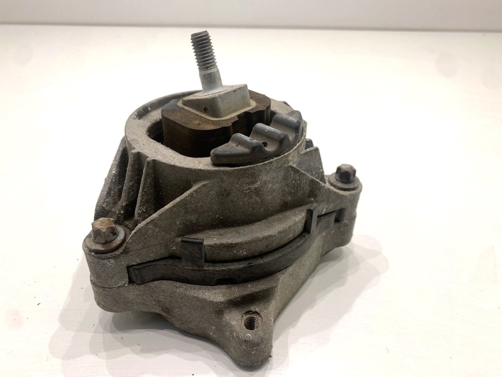 [STARK-872019] Soporte de motor derecho BMW Serie 3 Touring (F31) 318 d 2015-2019