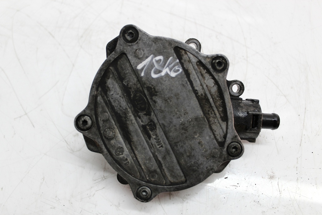 [MTD-327443] Bomba de vacío Audi A6 C6 A8 4E 2.8 FSI gasolina BDX 06E145100