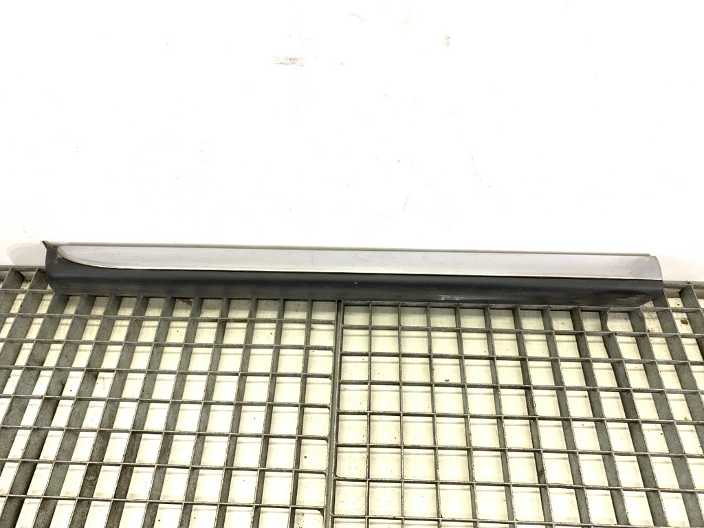 [STARK-743076] Panel de puerta trasera derecha Mazda CX-7 (ER) 2006-2014