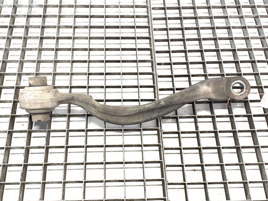 [STARK-747881] Arco de rueda delantero izquierdo para Mercedes-Benz CLS (C218) 2011-2017