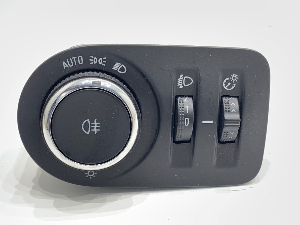 [STARK-752048] Interruptor de luces OPEL Crossland X / Crossland (P17, P2QO) 2017-2022 1.2 96 kW