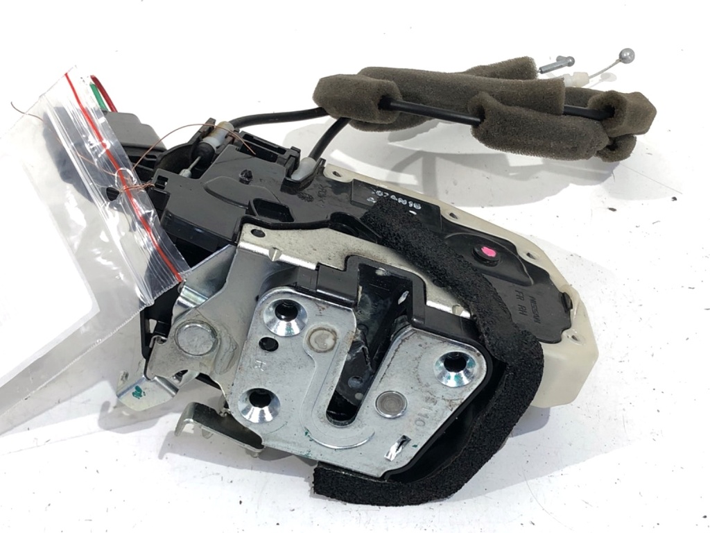 [STARK-756812] Cerradura puerta delantera derecha Nissan Micra IV (K13K) 1.2 gasolina 2010-2015
