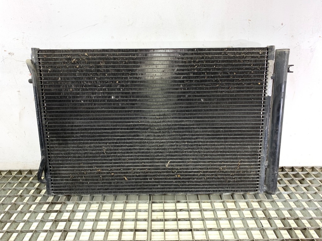[STARK-757624] Radiador de aire acondicionado BMW Serie 3 (E90) 2004-2012 318i 95 kW