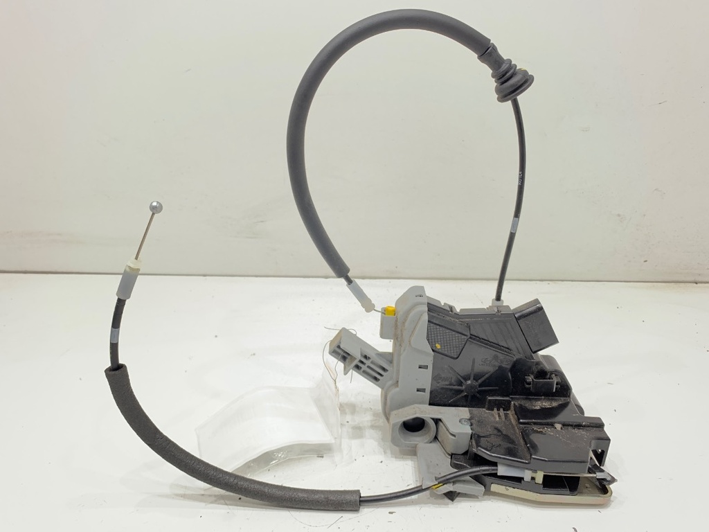 [STARK-758286] Cerradura de puerta trasera derecha KIA Carens IV 1.7 CRDi 136 CV 2013-2022