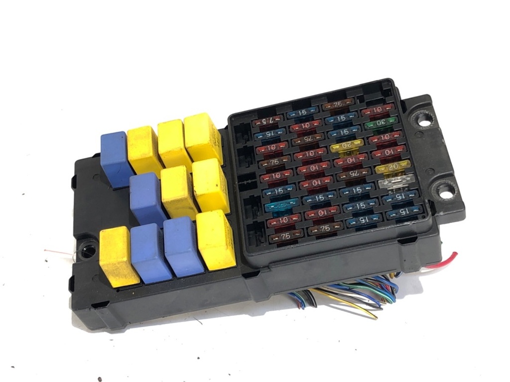 [STARK-764832] Caja de fusibles SSANGYONG CHAIRMAN (HT_) 1997-2022