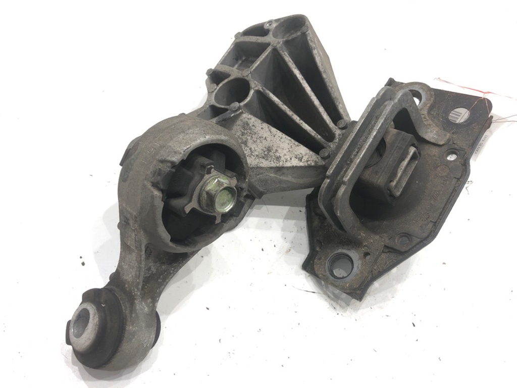 [STARK-765585] Soporte de motor NISSAN QASHQAI / QASHQAI +2 I 2006-2014