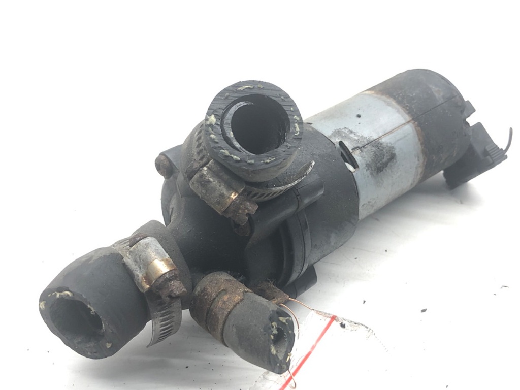 [STARK-769715] Bomba de agua adicional Mercedes-Benz Clase E (W210) 1995-2003