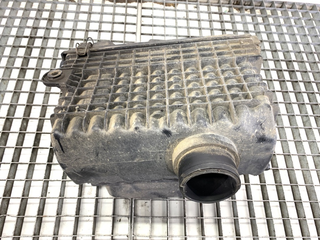 [STARK-778068] Caja de filtro de aire Alfa Romeo GT (937_) 1.8 TS 103 kW 2003-2010