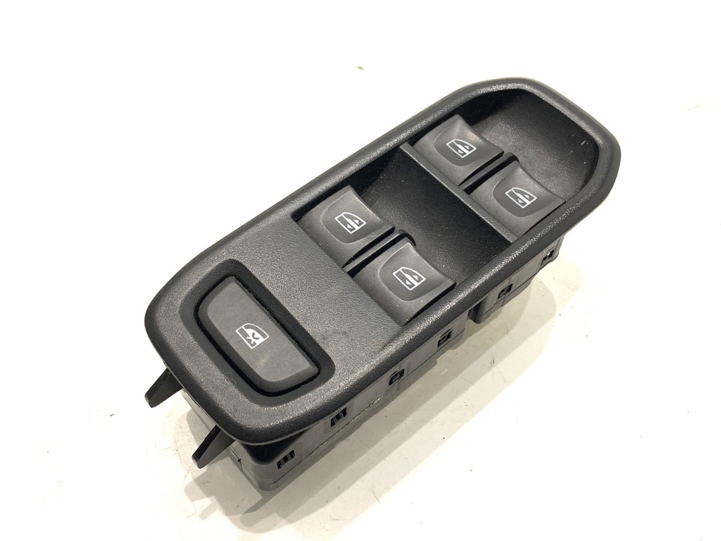 [STARK-794585] Interruptor de elevalunas Dacia Duster (HM_) 2017-2022 1.5 dCi 115