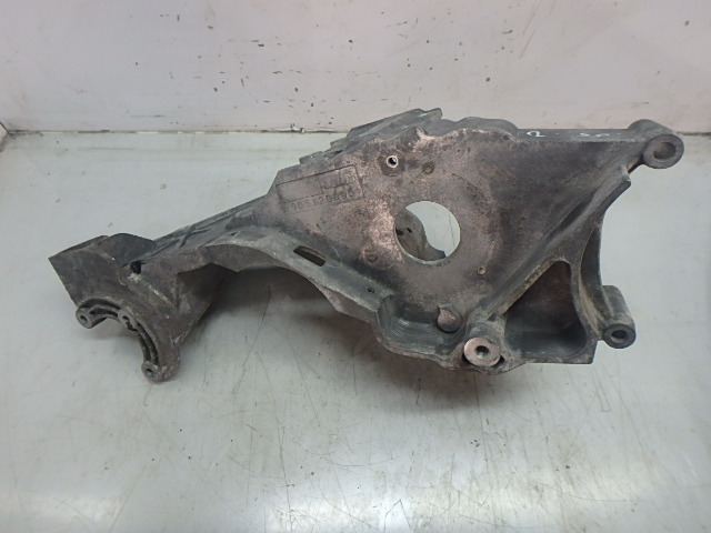 [MTD-147201] Soporte unidad de potencia Chrysler Voyager IV 2.5 Diesel 141 PS