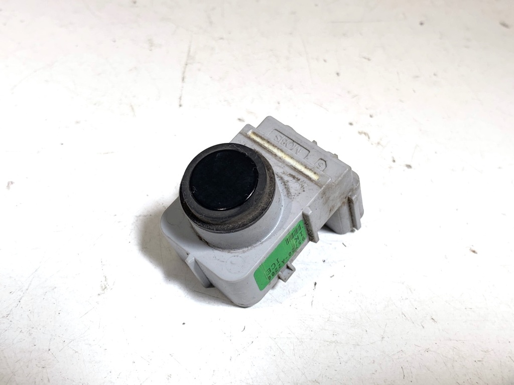 [STARK-742357] Sensor de aparcamiento KIA CEE'D (JD) 1.4 CVVT 100 CV 2012-2018