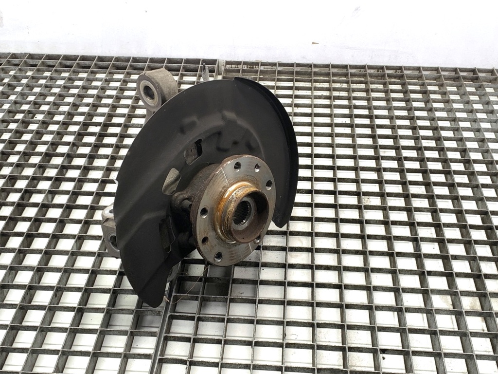 [STARK-841343] Mangueta delantera derecha Nissan Qashqai III (J12) 2021-2022 1.3 DIG-T 103 kW
