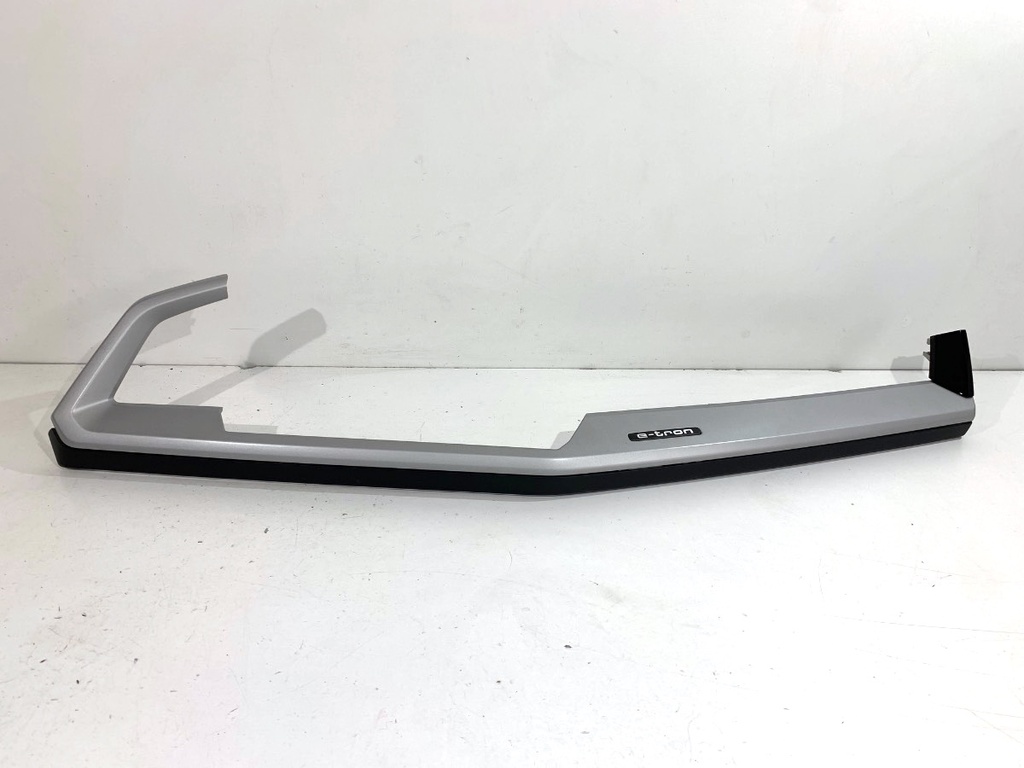 [STARK-865300] Moldura decorativa AUDI Q4 Sportback (F4N) 2021-2022