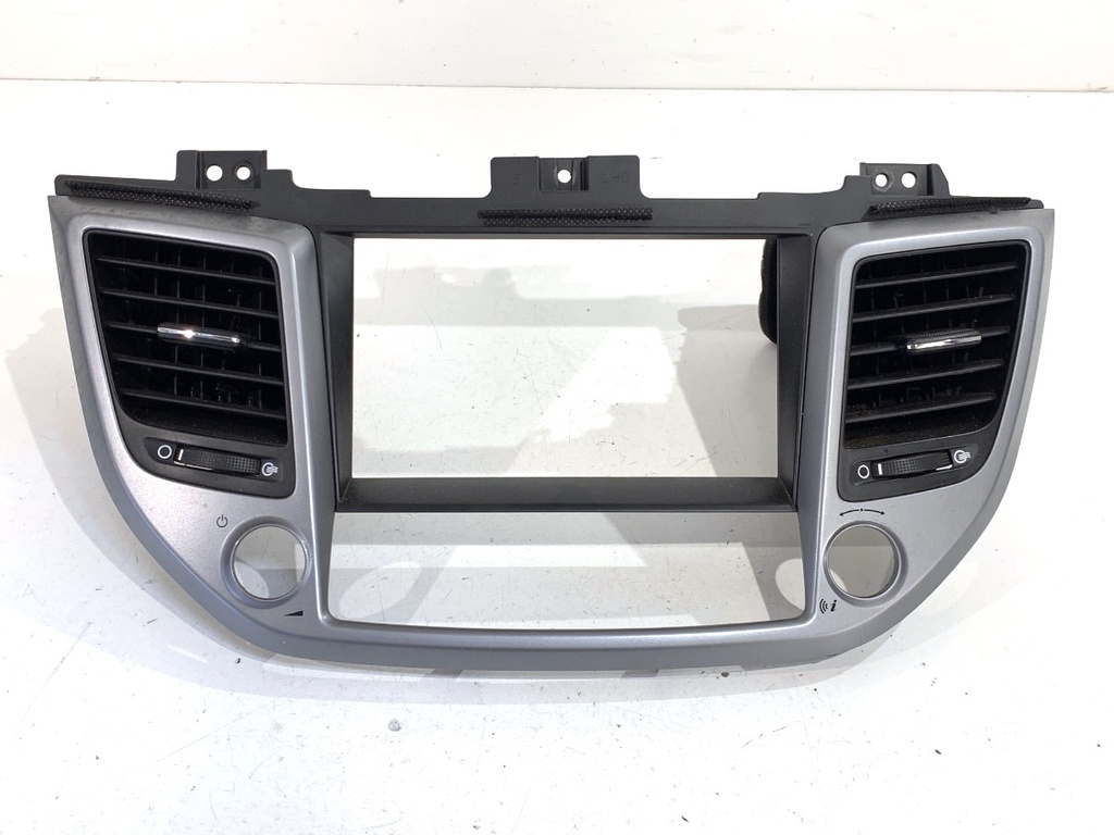 [STARK-896082] Rejilla de admisión de aire delantera HYUNDAI TUCSON (TL, TLE) 2015-2022 84740-D7100