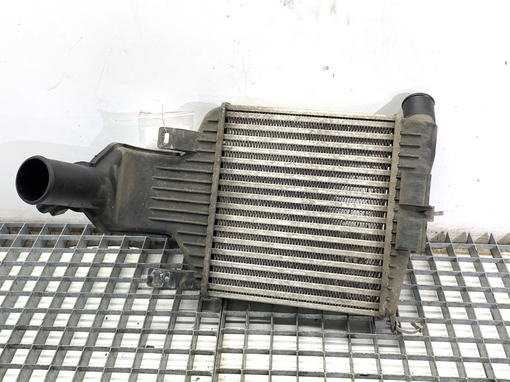 [STARK-903856] Intercooler OPEL ASTRA H (A04) 2004 - 2014