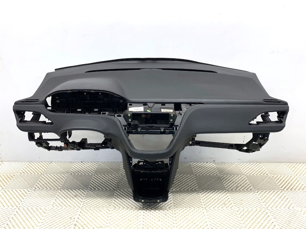 [STARK-876112] Salpicadero PEUGEOT 2008 I (CU_) 1.2 THP 130 / PureTech 130 96 kW [130 KM] gasolina 2015-2022