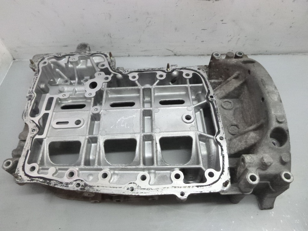 [MTD-275953] Parte superior del cárter Ford Mondeo III 2.2 TDCI QJBB