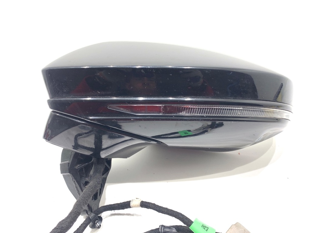 [STARK-809624] Retrovisor izquierdo AUDI A8 D5 (4N2, 4N8) 2017-2022