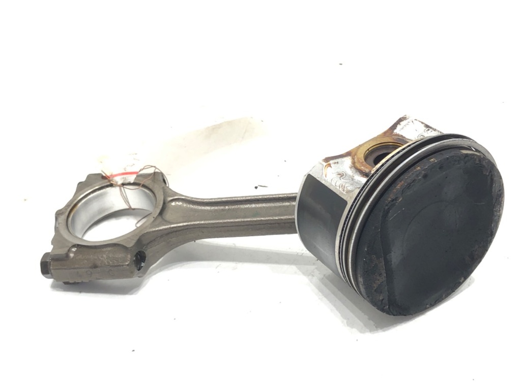 [STARK-596963] Pistón con biela Nissan Qashqai / Qashqai +2 I (J10, NJ10, JJ10E) 1.6 84 kW (114 CV) gasolina 2007-2013