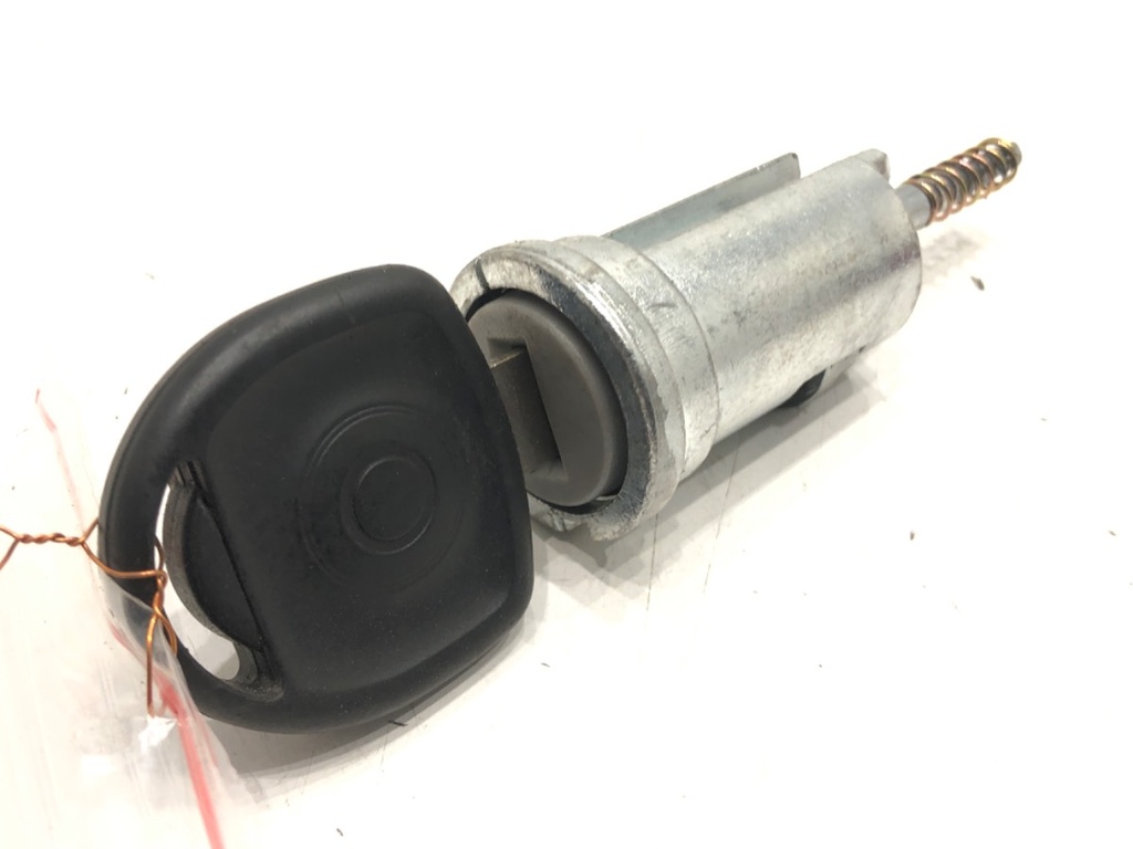 [STARK-644513] Portavasos Opel Astra G Combi (T98) 1998-2004 1.6 gasolina