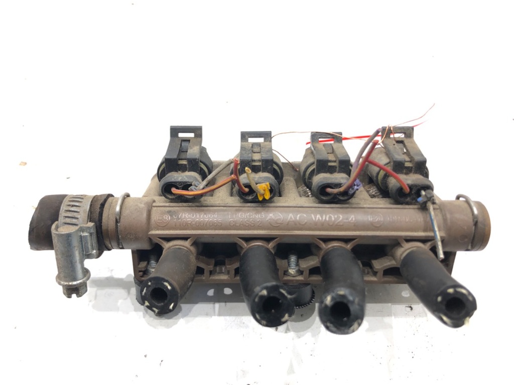 [STARK-663083] Inyector de GLP para Suzuki Grand Vitara II 2.0 103 kW 140 CV