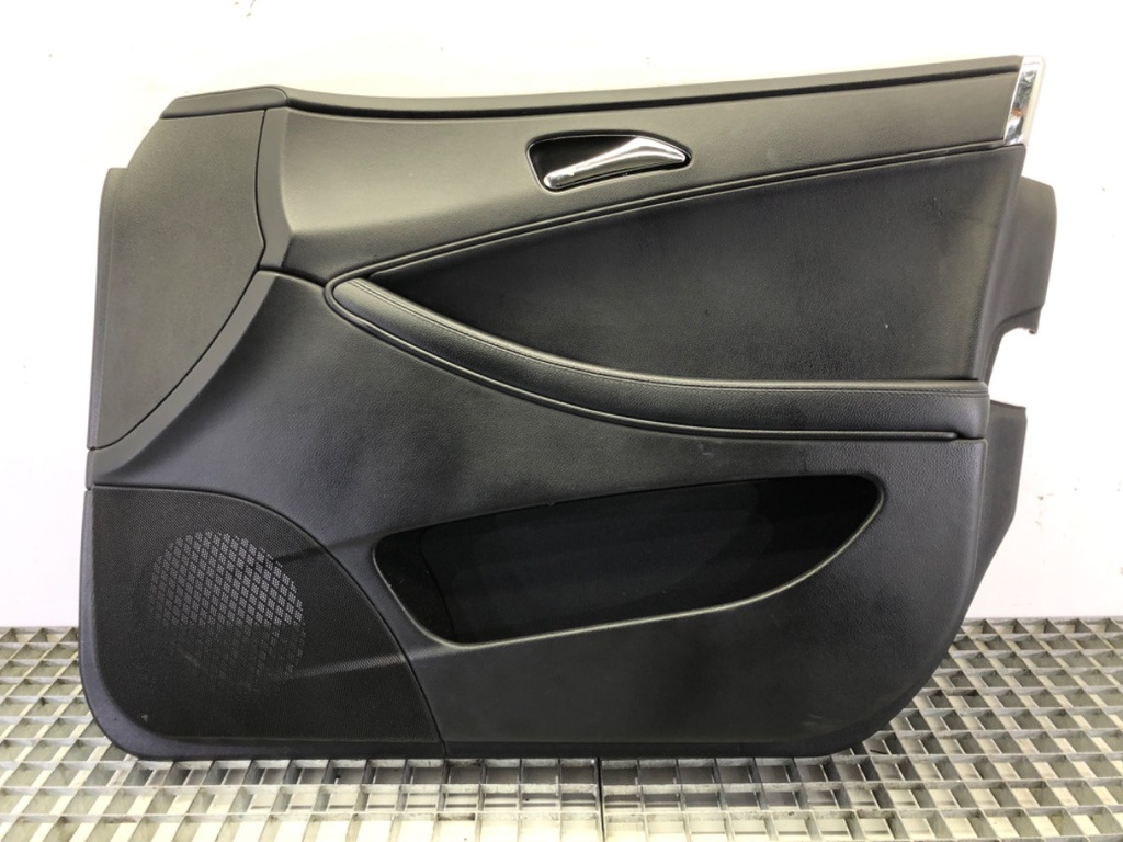 [STARK-574384] Panel de puerta delantero derecho Mercedes-Benz CLS (C219) 2004-2011