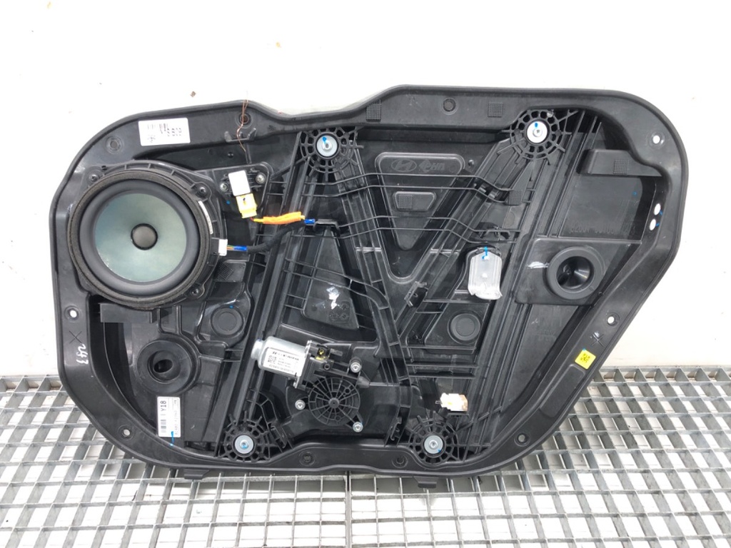 [STARK-628851] Elevador de ventanilla delantero derecho HYUNDAI ELANTRA VI (AD, ADA) 1.6 94kW 2016-2022
