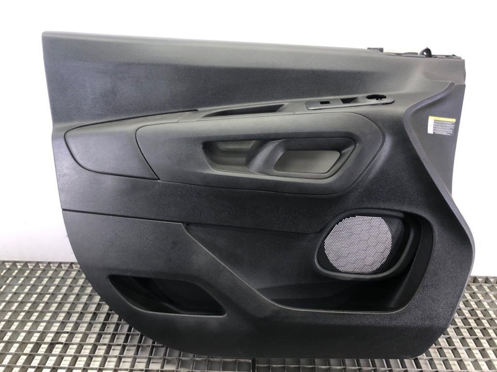 [STARK-685852] Panel de puerta delantero izquierdo CITROEN BERLINGO (ER_, EC_) 2018-2022